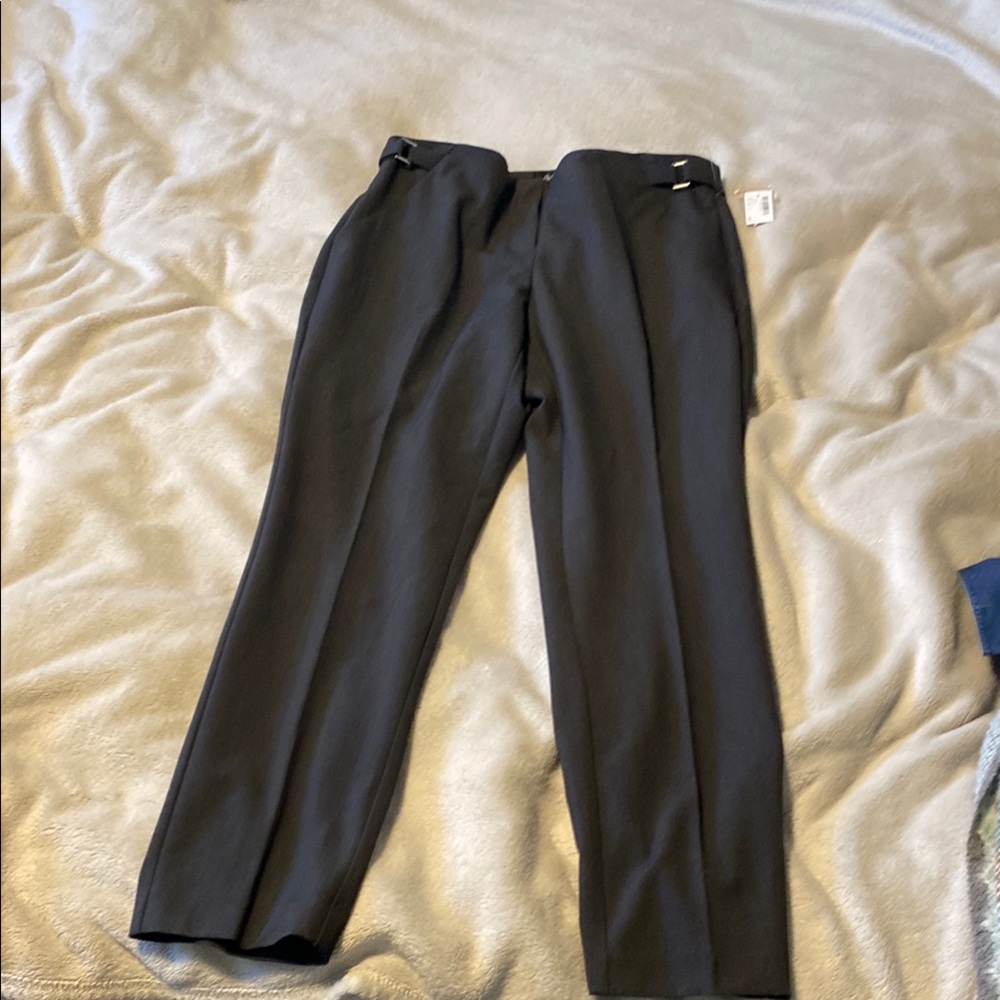 Reitmans Women's Elegant Black Trousers